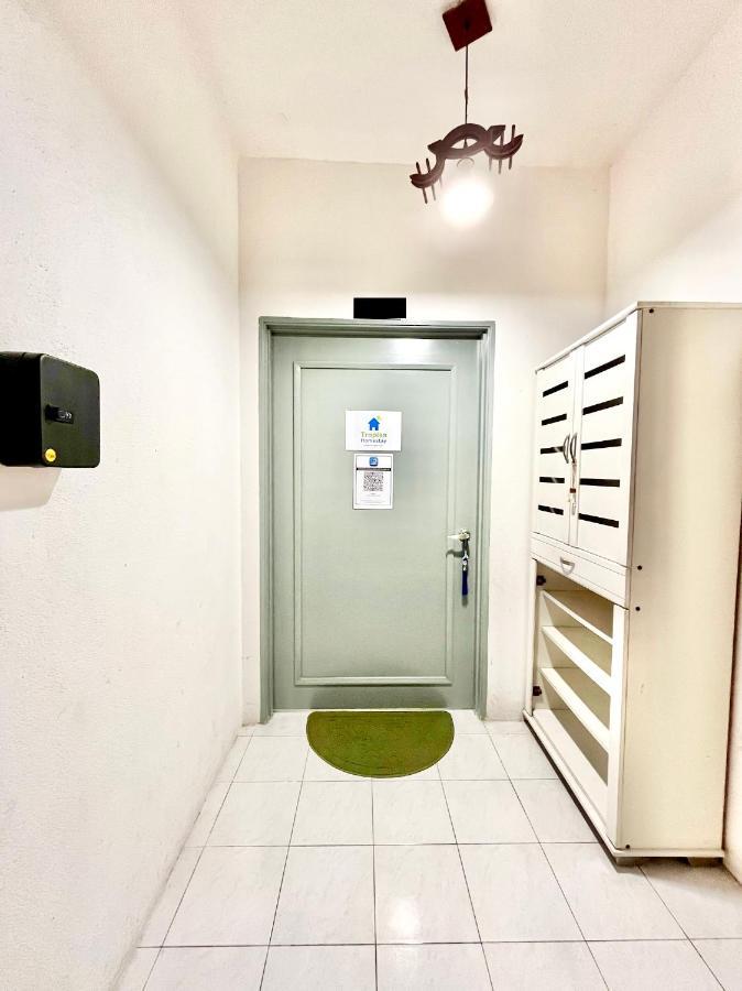 Tropika Homestay Bangi With 3 Bedrooms كاجانغ المظهر الخارجي الصورة